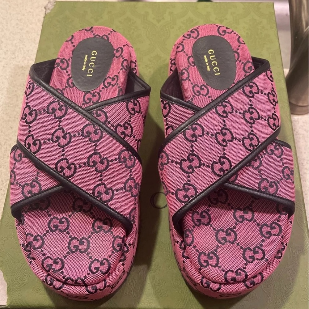 Gucci GG Pink PLATFORM SANDAL 38.5